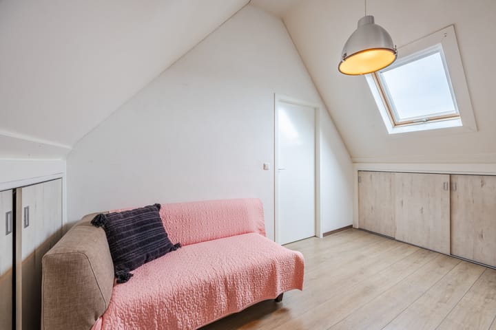 Foto 43 van van Heinsbergstraat 107