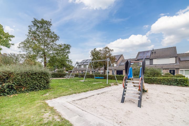 Foto 47 van van Heinsbergstraat 107