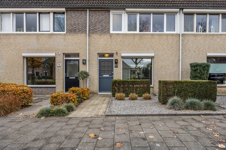 Foto 51 van van Heinsbergstraat 107