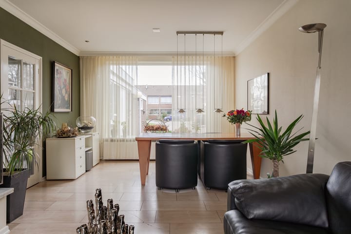 Photo 9 of Pieter Taemszstraat 26