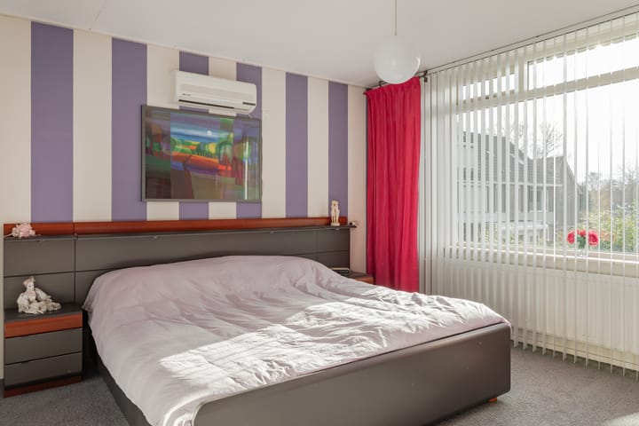 Photo 18 of Pieter Taemszstraat 26