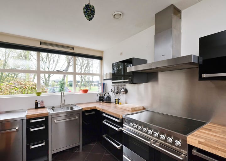 Photo 7 of Maria Zegwaart-de Korte erf 5