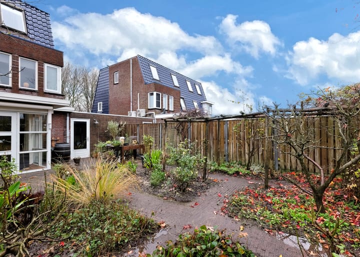 Photo 32 of Maria Zegwaart-de Korte erf 5