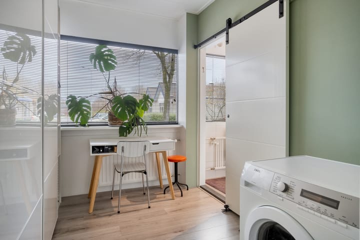 Foto 15 van Van Hallstraat 6