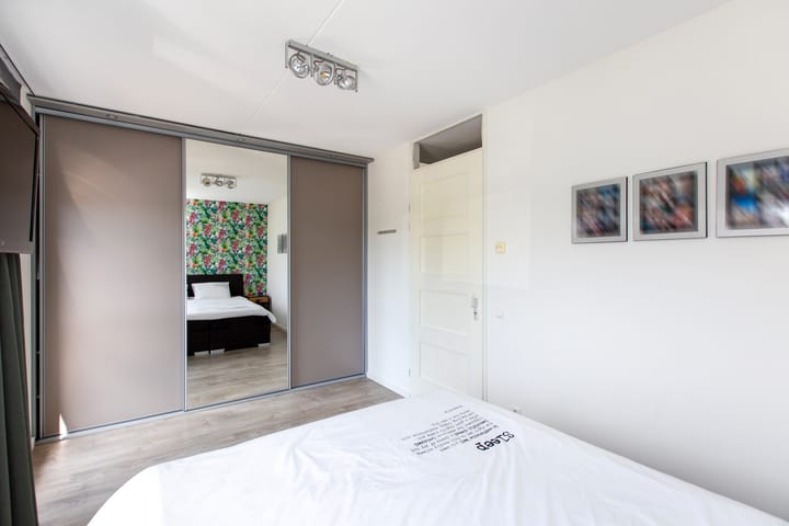 Photo 25 of Madelief 6