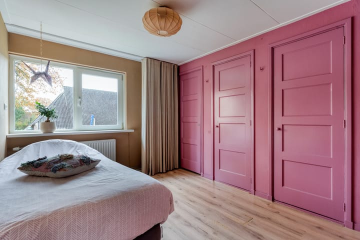 Photo 21 of Hoofdstraat 10