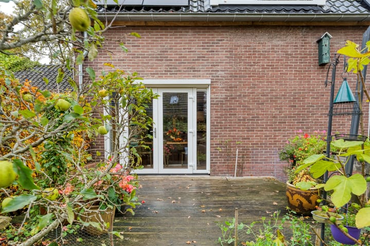 Photo 38 of Hoofdstraat 10