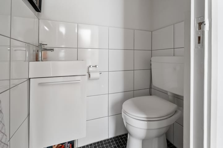 Photo 7 of Irisstraat 9