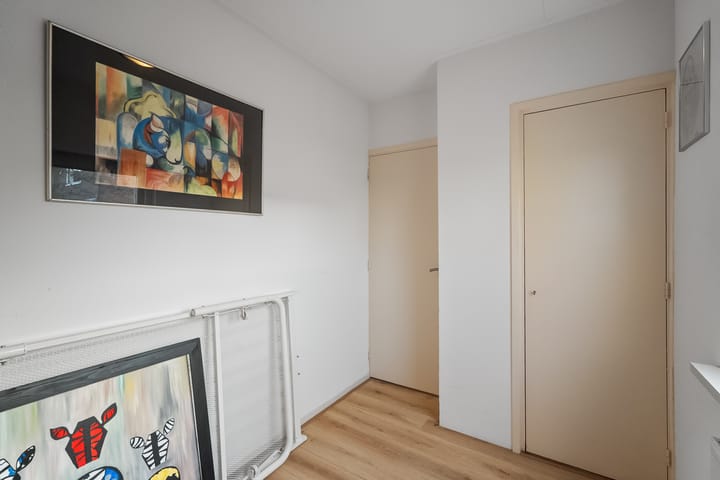 Photo 23 of Irisstraat 9