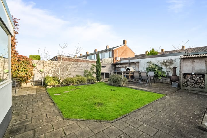 Photo 25 of Irisstraat 9