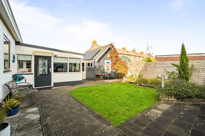 Photo 26 of Irisstraat 9