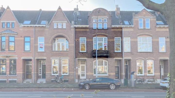 Photo 2 of Goltziusstraat 14-A