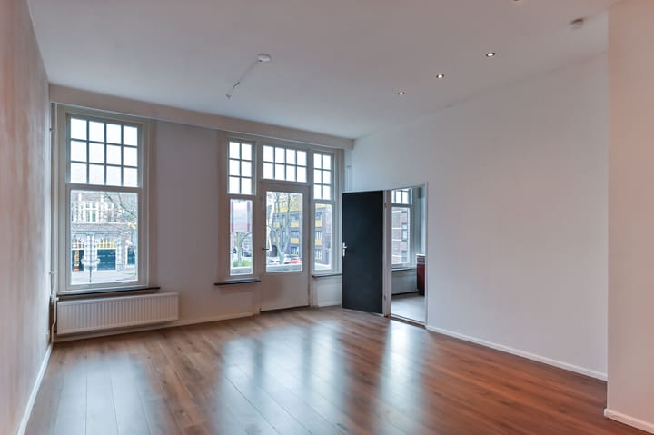 Photo 7 of Goltziusstraat 14-A