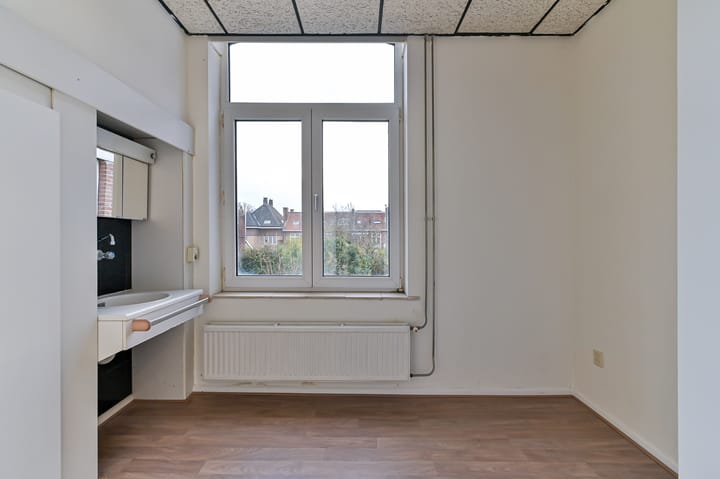 Photo 18 of Goltziusstraat 14-A