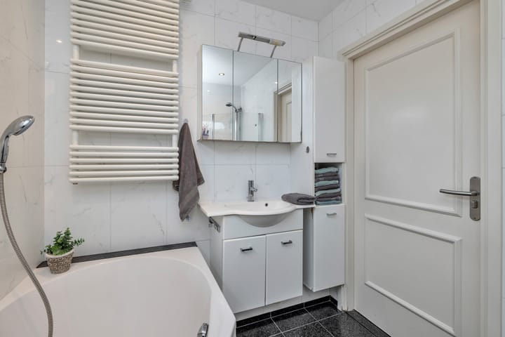 Photo 29 of Veldkamp 132