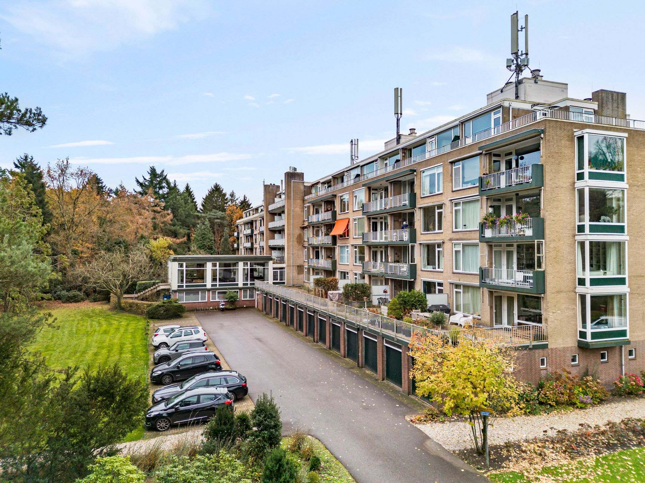 Foto 33 van De Hooghlaan 2-B35