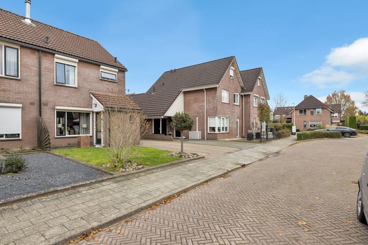 Photo 48 of Veldkamp 132