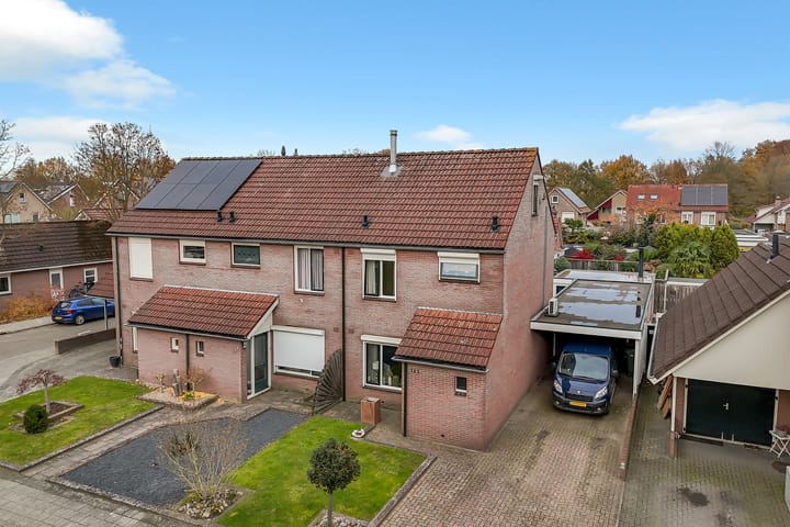 Photo 49 of Veldkamp 132