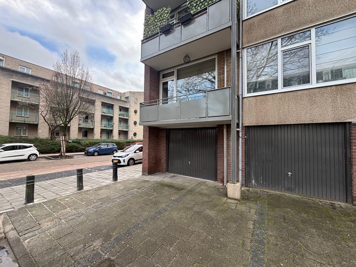 Photo 3 of Nicolaas Maesstraat