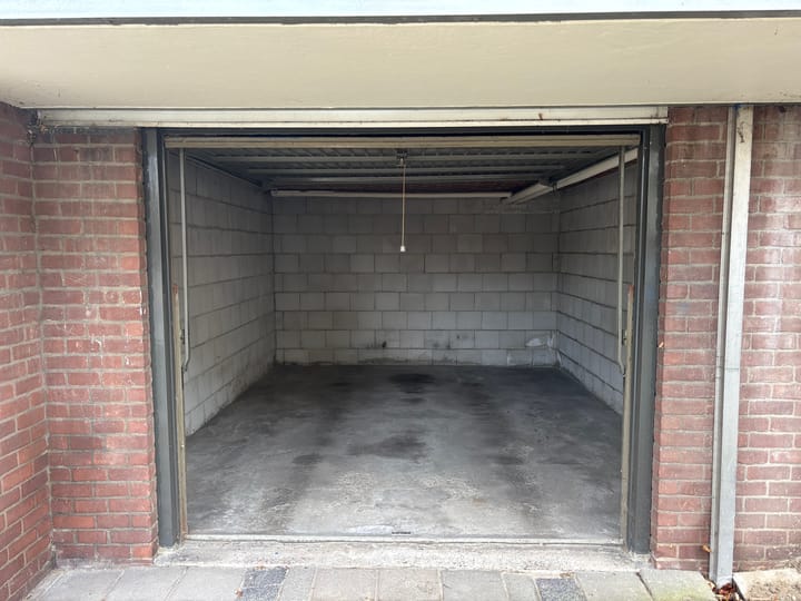 Photo 4 of Nicolaas Maesstraat