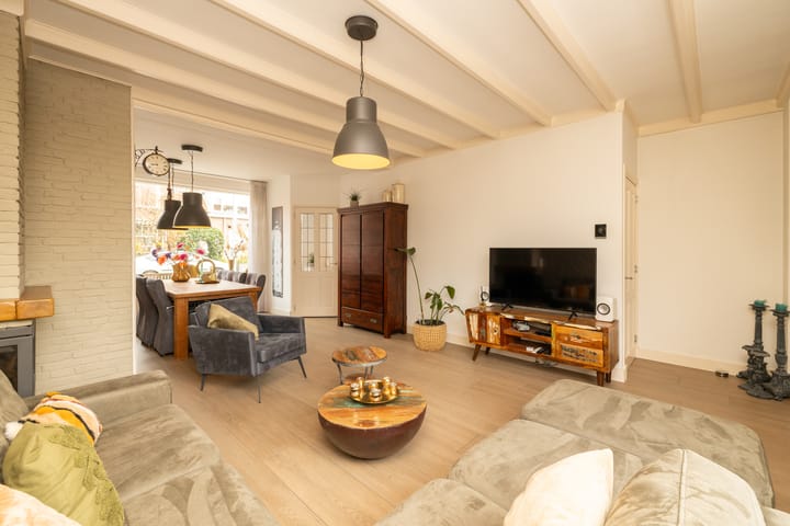 Foto 4 van IJmuiderstraat 35