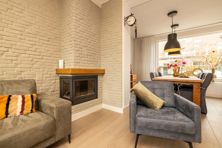 Foto 5 van IJmuiderstraat 35