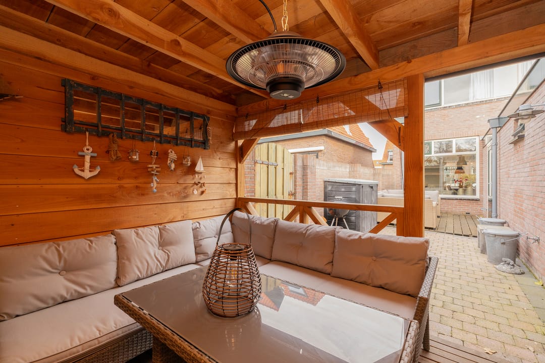 Foto 23 van IJmuiderstraat 35