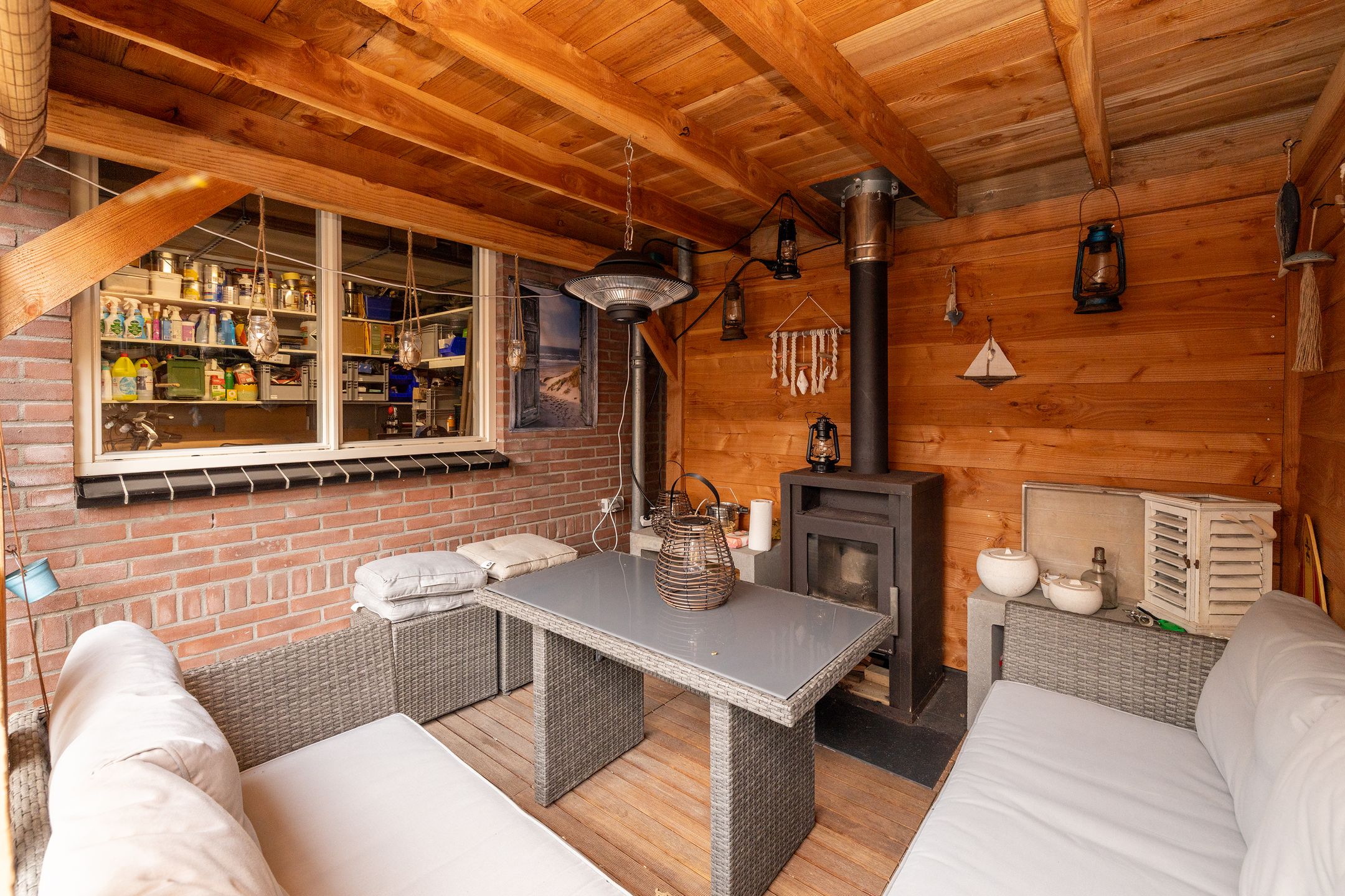 Foto 24 van IJmuiderstraat 35