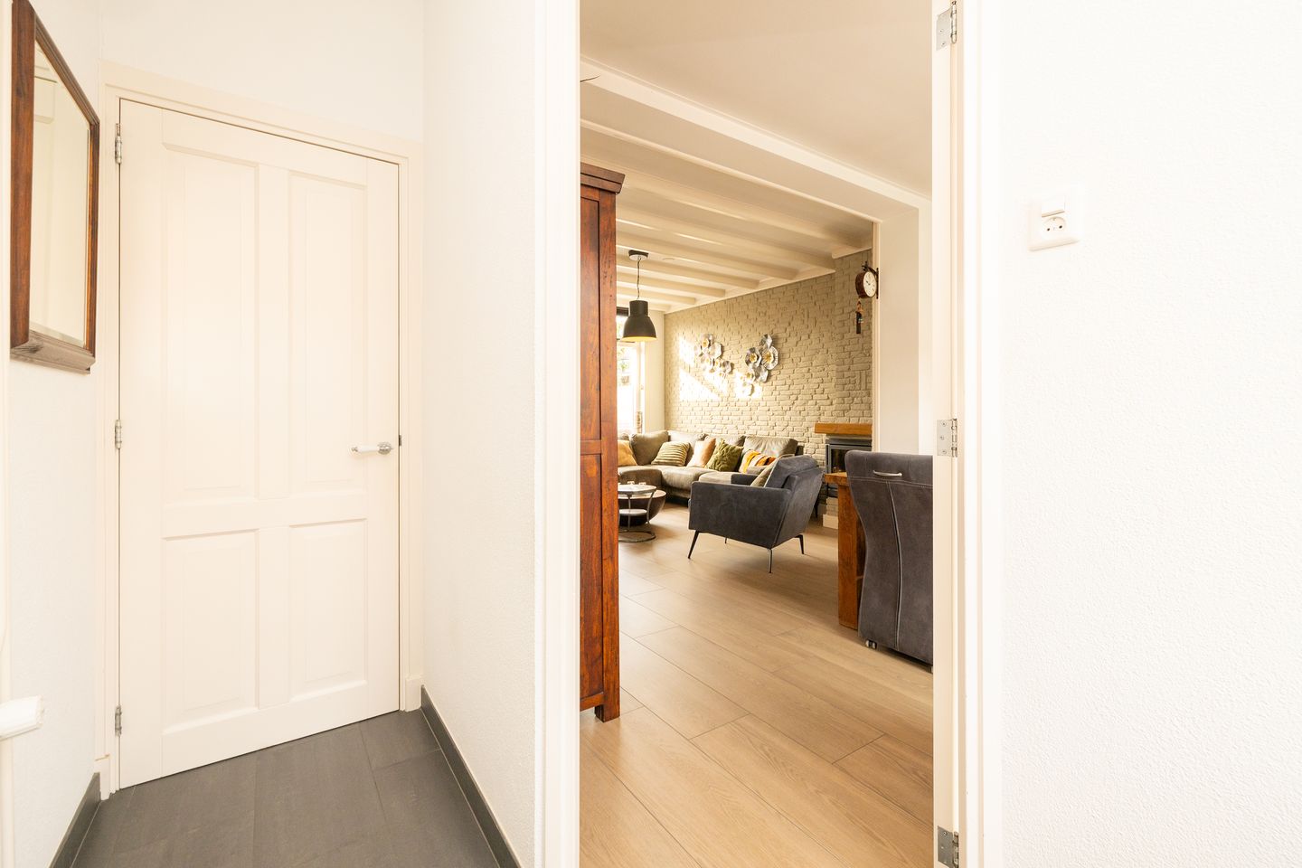 Foto 25 van IJmuiderstraat 35