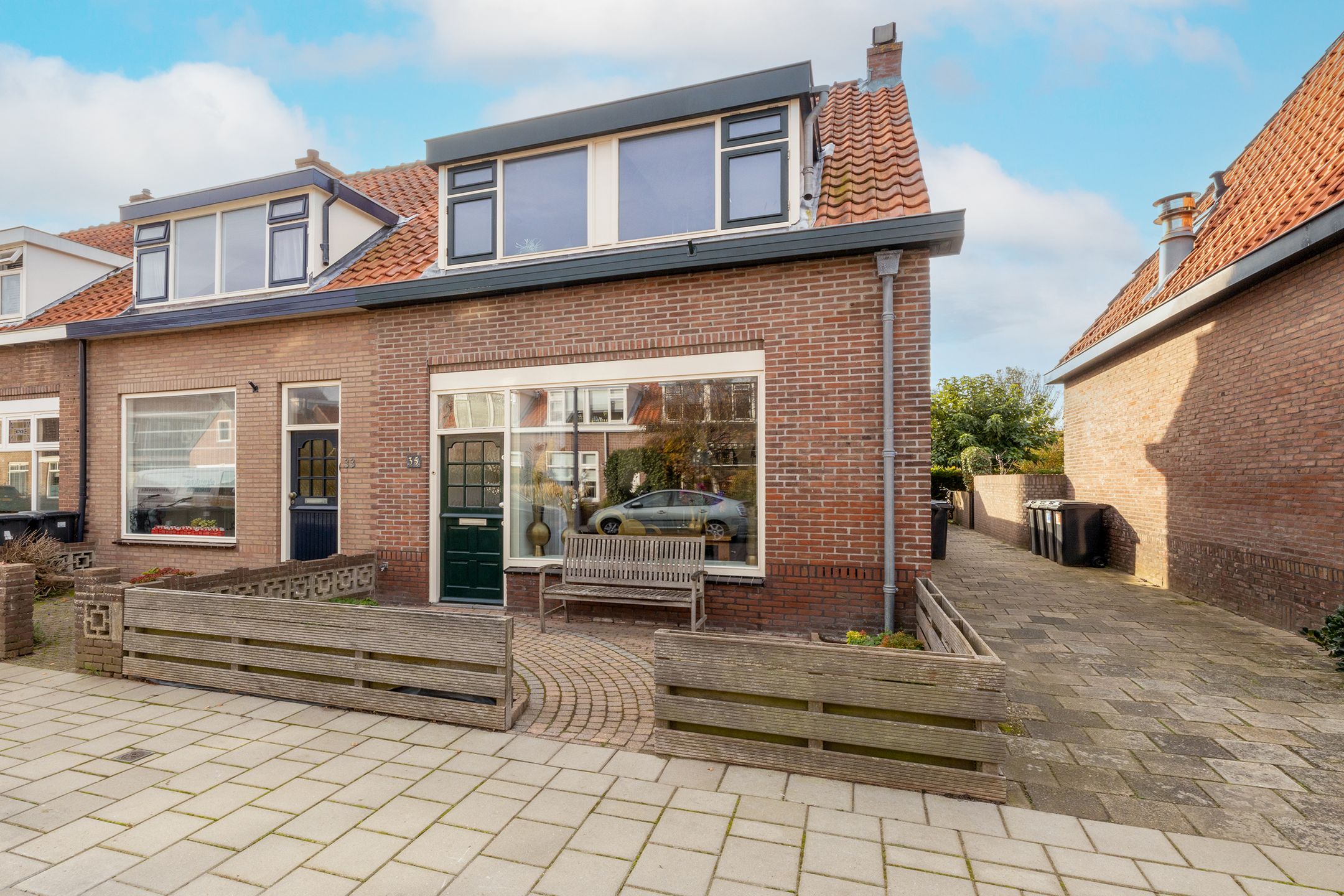 Foto 36 van IJmuiderstraat 35