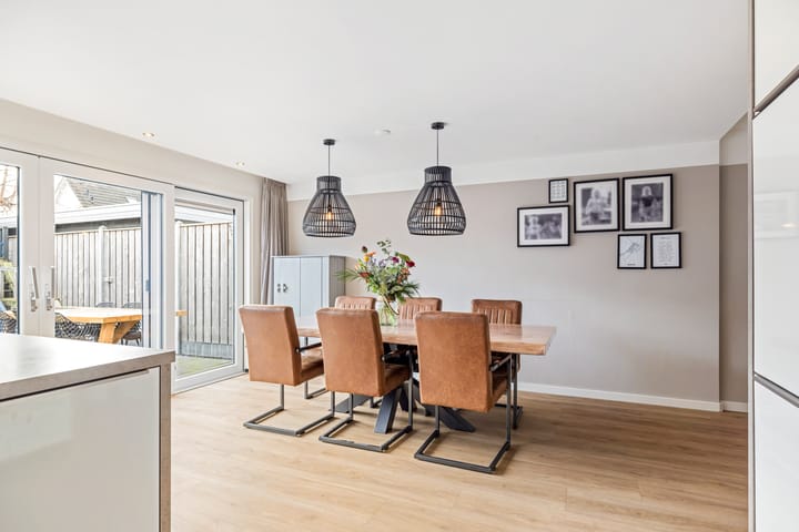 Photo 18 of Aldewei 10