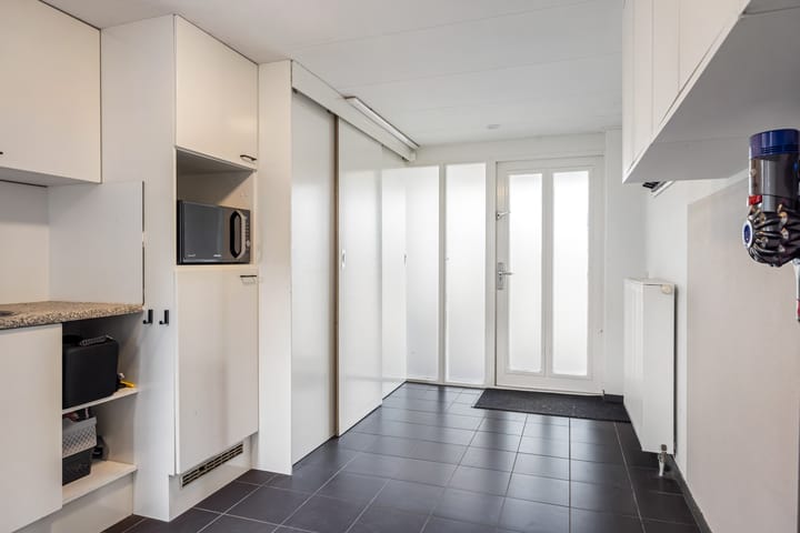 Photo 21 of Aldewei 10