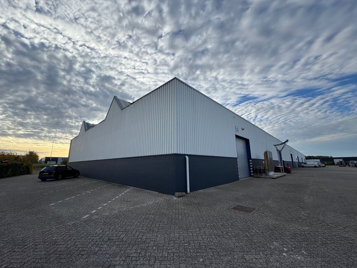 View photo 1 of Elftweg 54