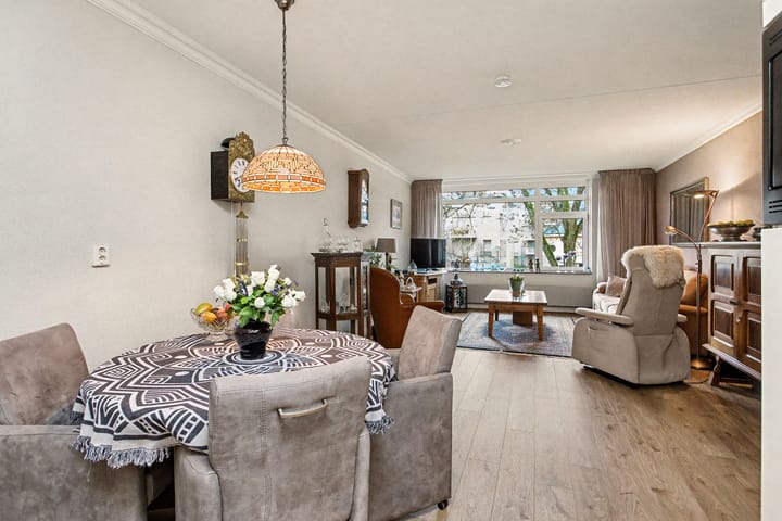 Photo 23 of Hendrika van Tussenbroeklaan 50