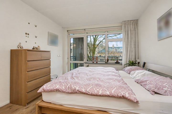 Photo 30 of Hendrika van Tussenbroeklaan 50