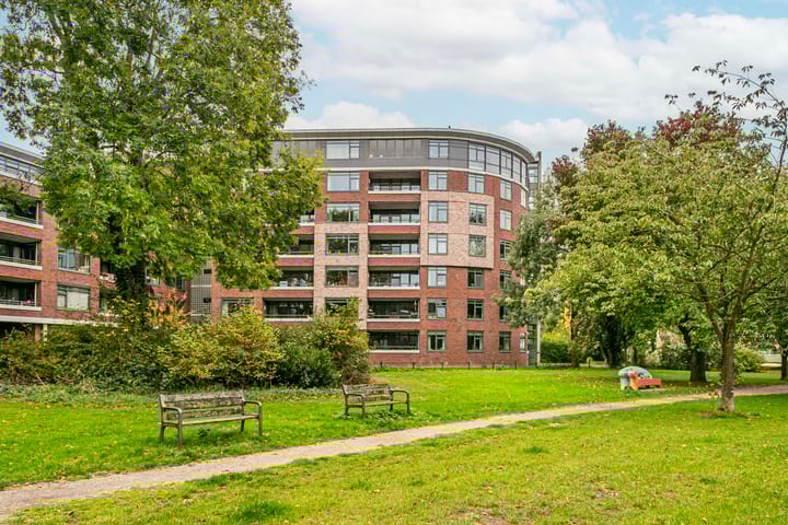 Photo 50 of Hendrika van Tussenbroeklaan 50