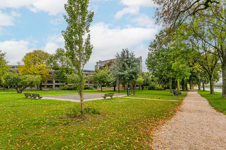 Photo 55 of Hendrika van Tussenbroeklaan 50