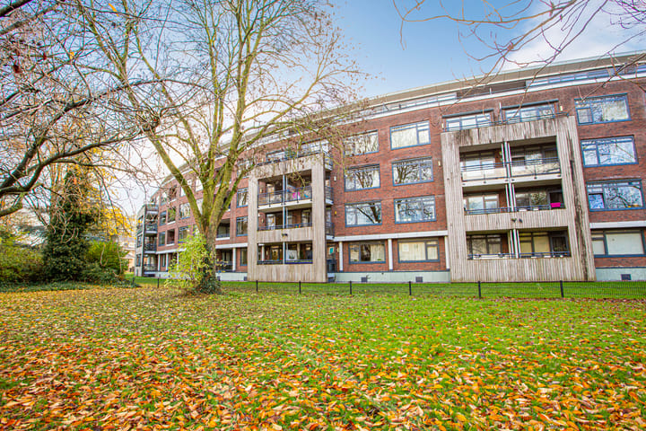 Photo 57 of Hendrika van Tussenbroeklaan 50