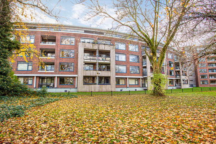 Photo 59 of Hendrika van Tussenbroeklaan 50