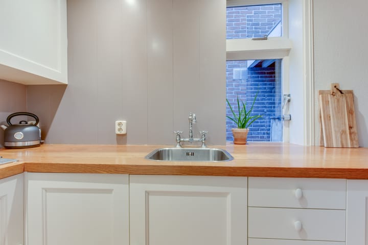 Photo 15 of Brugstraat 1