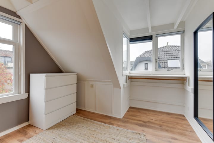 Photo 21 of Brugstraat 1