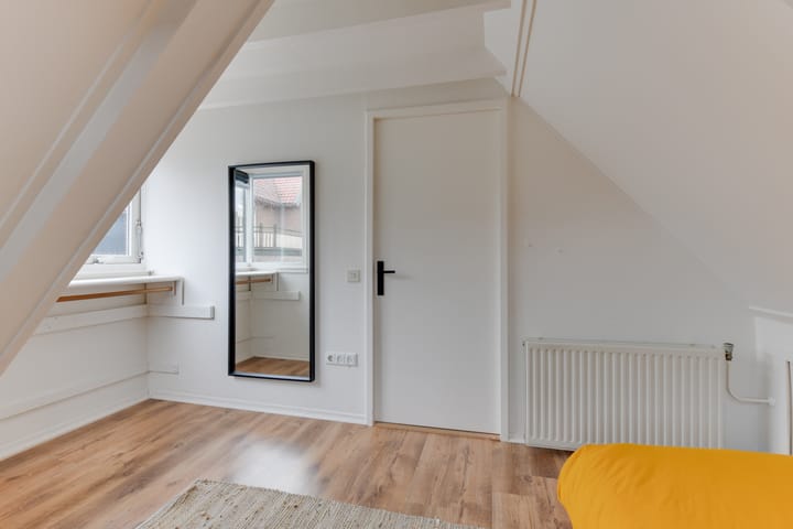 Photo 22 of Brugstraat 1