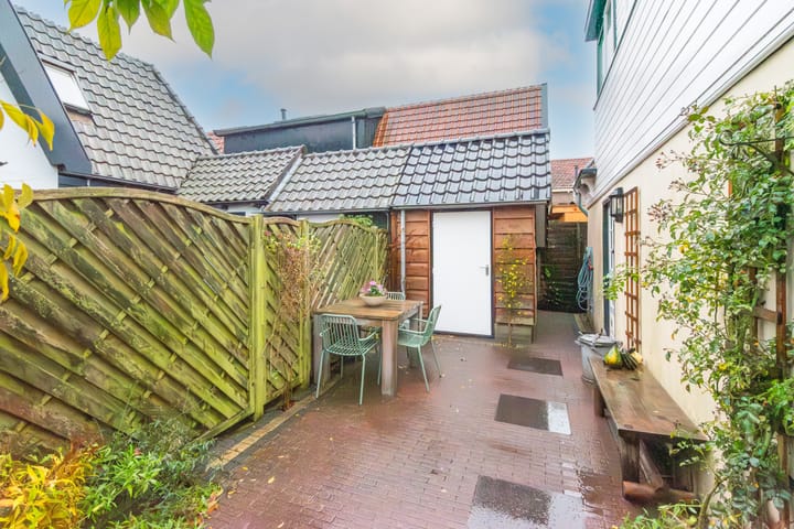 Photo 26 of Brugstraat 1