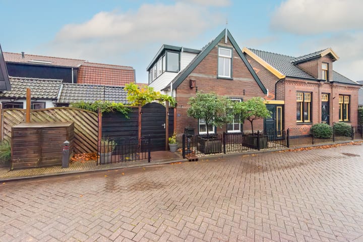 Photo 29 of Brugstraat 1