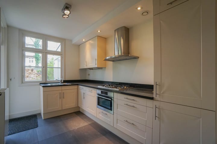 Photo 6 of Albrecht Dürerstraat 33-H