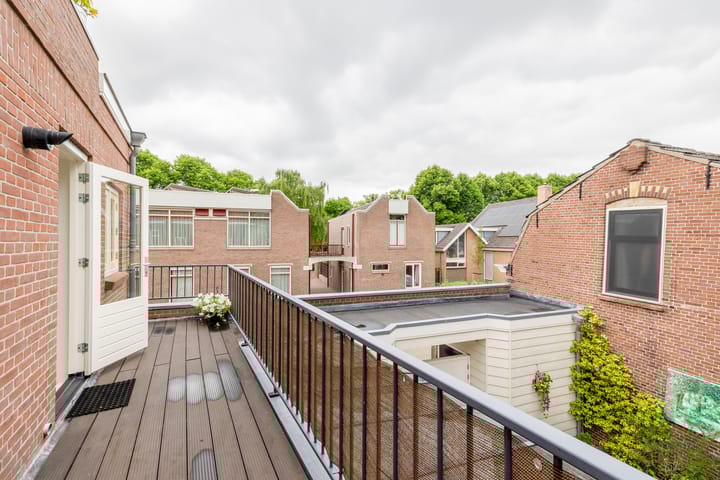 Photo 4 of Biezenwal 2-A