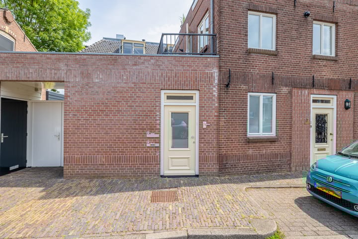 Photo 5 of Biezenwal 2-A