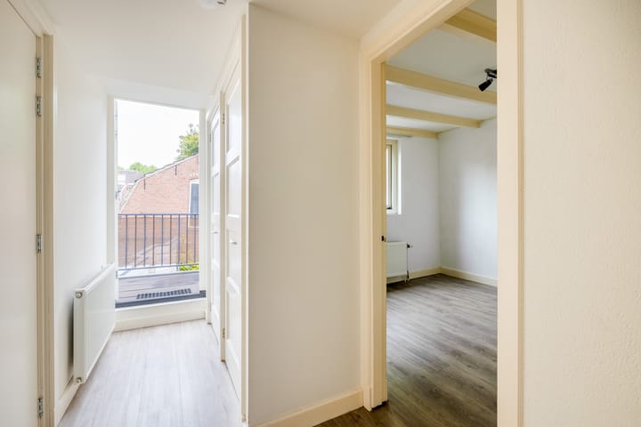 Photo 8 of Biezenwal 2-A