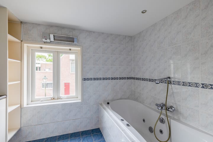 Photo 21 of Biezenwal 2-A