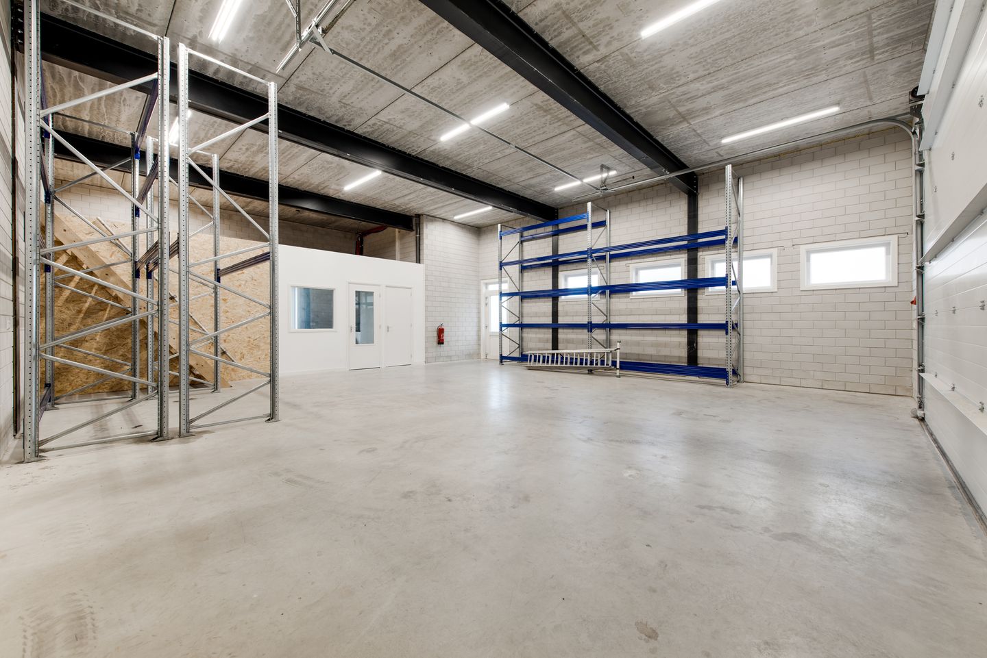 Bekijk foto 3 van Zwanenburgerdijk 328-A